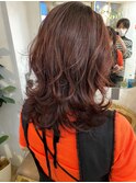 ウルフミディアムくびれカット艶が出るピンクブラウンカラー