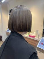 アルボーテルジェ(Art BeAute' ROUGET)&nbsp;白髪ぼかしベージュカラーミニボブ＊20代/30代/40代