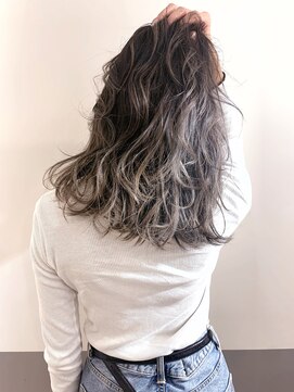ヘアーワークス ヘルム 渋谷店(HAIR WORKS HELM) 【HELM渋谷】外国人風グレージュ