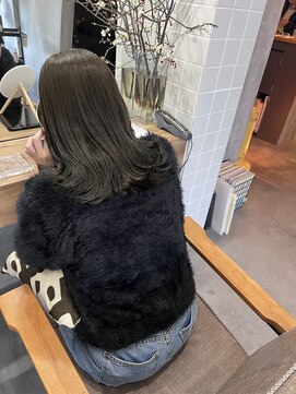 ティティ(TiTi) 赤み消しカラー[TiTi_福田りの]