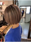 大人ショートボブ丸みショートカットマッシュショート前髪あり
