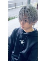 キハラ KIHARA 和泉中央店&nbsp;★ホワイトシルバー×ブリーチカラー3回