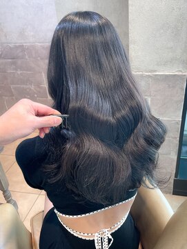 ソワリー 栄(THOiRY) しっかりトーンダウン♪モノトーン