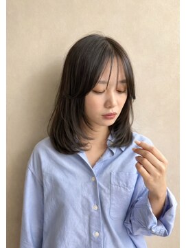 キイ ギンザ(k.e.y GINZA) ミディアムレイヤー/顔まわりレイヤー/レイヤーバタフライカット