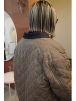 チャプター 問屋町(chapter)&nbsp;髪質改善外はねボブブロンドベージュアンブレラカラー韓国ヘア