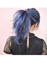 【sai】ネイビーポニーテール