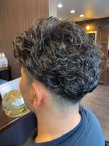髪の美院 シャルマン ビューティー クリニック(Charmant Beauty Clinic)&nbsp;メンズ刈り上げパーマスタイル