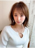 小顔外ハネミディアムひし形シルエットくびれミディ