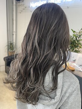 ナンバースリー 溝の口店(Number Three) ハイライトカラー