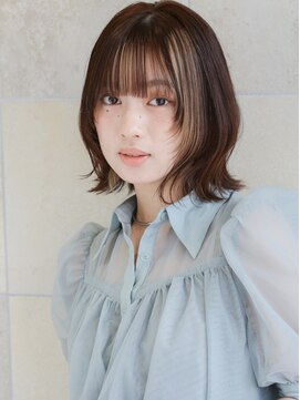 ビビディバビディブー(Bibbidi.bobbidi.boo) 外ハネレイヤーボブ顔まわりレイヤー