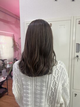 アッセンブル(ASSEMBLE) 《ASSEMBLEカラー》ミディアム・オリーブベージュ【柏/流山】