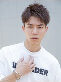 スパイキーベリーショートショートセンターパートガイルヘア