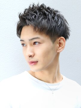 クロト 福岡本店(KUROT) 黒髪ショート