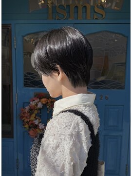 イズム(isms...) ツヤっとショート