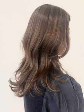 ゼンドットカラスマ(Zen.karasuma) ナチュラルハイライト+外国人風レイヤー