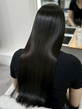 エルサ(Elsa) 【Elsa元町・三宮】艶髪×弱酸性縮毛矯正