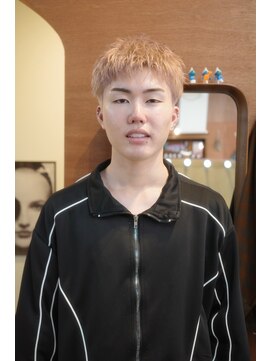 エディ(Edy) スパイキーショートケアブリーチミルクティーベージュ眉毛カット