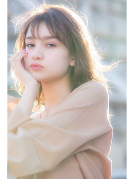 ミンクス 青山店(MINX) ゆるふわミディアムレイヤー　小顔スタイル