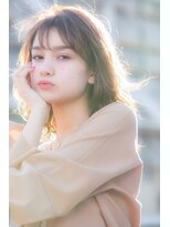 ミンクス 青山店(MINX) ゆるふわミディアムレイヤー 小顔スタイル