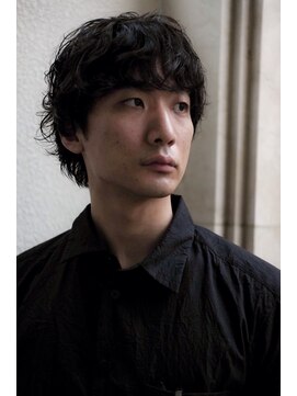 オーオ シカシカ(OOO YY) マッシュウルフパーマ