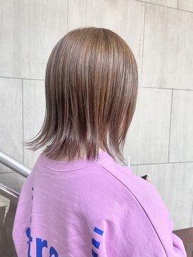 モア 下通店(MORE) ベージュカラー