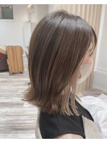 ロエネ(LOENE)&nbsp;【ルイstyle】柔らかい印象のホワイトベージュイヤリングカラー