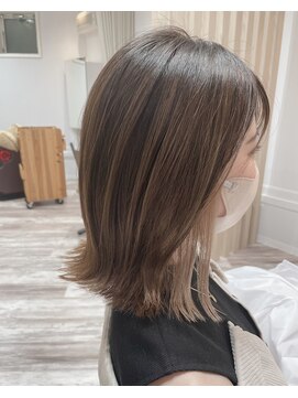 ロエネ(LOENE) 【ルイstyle】柔らかい印象のホワイトベージュイヤリングカラー