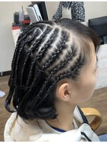 ヘアミッション ロデオ(hair Mission Rodeo) コーンロウスタイル2