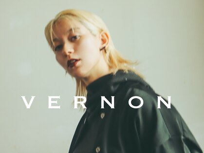 バーノン(VERNON)の写真