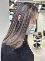 キラ 渋谷(KILLA)&nbsp;コントラストハイライト/レイヤーカット/白髪ぼかし/前髪表参道