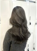 動きのあるレイヤーカット×オリーブグレージュ◯ KAKO