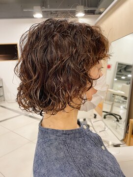 キーチェ 梅田中崎町(keych) くるくるパーマ/ウェーブミディアム[中崎町/梅田駅］