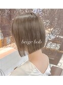 切っぱなしボブミルクティーベージュブリーチなし小顔カット