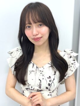 ユーフォリア 銀座本店(Euphoria) くびれ巻き レイヤーカット 顔周りカット 艶髪 グレージュ 20代