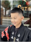 キッズカットフェード刈り上げ男の子髪型