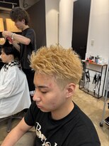 アロー 船橋店(AROH)&nbsp;MEN’S HAIR/サーフカール/刈り上げセンターパート/船橋