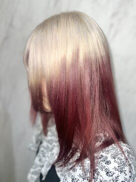 ヴァイス 渋谷店(VAICE) ホワイトカラー/レッドカラー/ルーツカラーデザイン