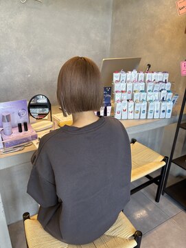 アチーブリス(achieve Liss) 切りっぱなしボブ