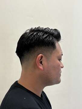 ヘアーアンドグルーミング ヨシザワインク(HAIR&GROOMING YOSHIZAWA Inc.) 王道サイドパートフェードスタイルバーバーショート