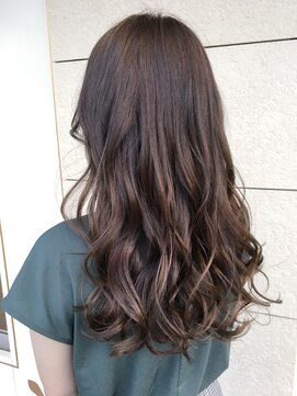 グート ヘアーメイク(gut HAIR MAKE) エレガントベージュ