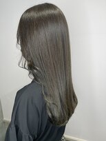 リーオオサカ(Lee Osaka)&nbsp;【Lee大阪店】暗めカーキグレージュ/新出奈津樹