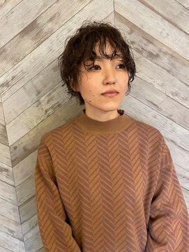 エミヲ 石川町(emiwo) emiwo小川『クリっとショートパーマ』ジェルで簡単セット