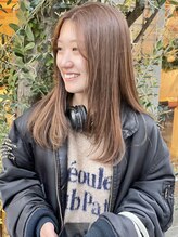 ラミエバイメルト 下北沢(lamie by melt)&nbsp;顔まわりレイヤー艶感暖色ミルクティーベージュニュアンスカラー