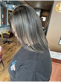 デザインカラー×白髪ぼかしハイライト×グレージュ