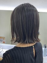 エン(en.)&nbsp;細めハイライトボブ