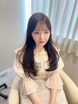 ヴェイナゴヤ(VEYY. nagoya) レイヤーカット/韓国ヘア/くびれ/前髪/パッツン/ハッシュカット