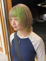 デザインカラー　黄緑　くすみベージュ　ウルフ　ハイレイヤー