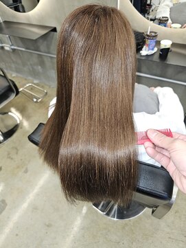 エイト チャタン 沖縄北谷店(EIGHT chatan) ブリーチ履歴、縮毛矯正(EIGHT 　北谷　荒井)