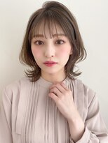 トゥーナ 表参道(tona) ミディアムレイヤー、外ハネボブ、グレージュ、脱白髪染め☆