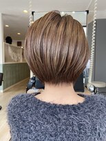 ハーティーモトヤワタ(hearty MOTOYAWATA) 女性らしさを引き立たせるショート